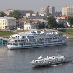 Дебаркадер на ремонте