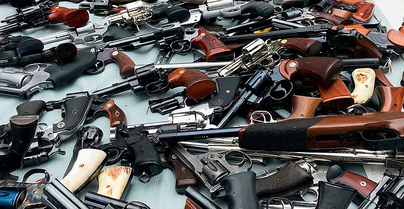 Полиция Рыбинска предлагает сдать оружие