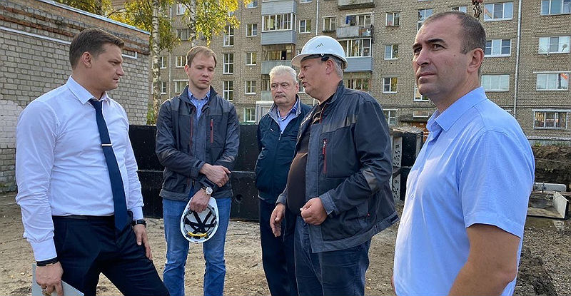 Комиссия проверила ход строительства соцобъектов в Рыбинске