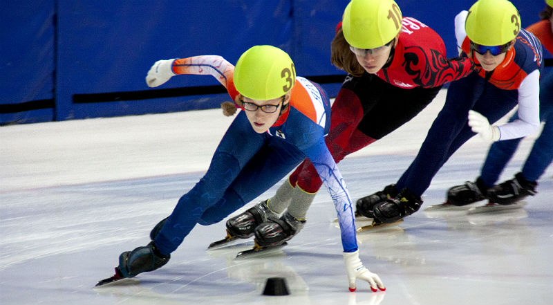 В Рыбинске прошли соревнования по конькобежному спорту