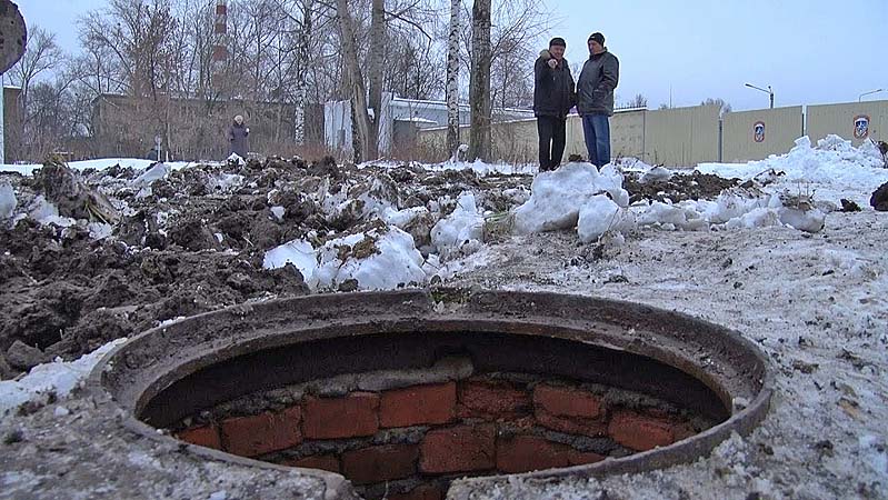 В Рыбинске украли восемь крышек люков