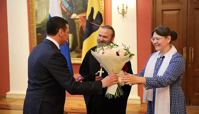 Семья из Рыбинска получила медаль «За верность родительскому долгу»