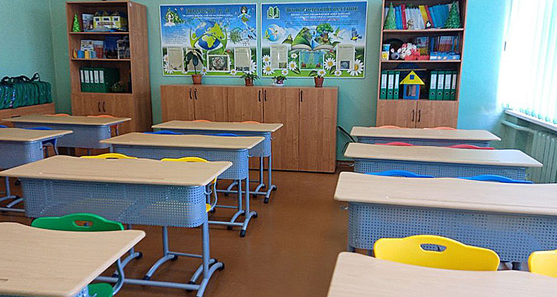 Школа 28 Рыбинска получила новую мебель и оборудование