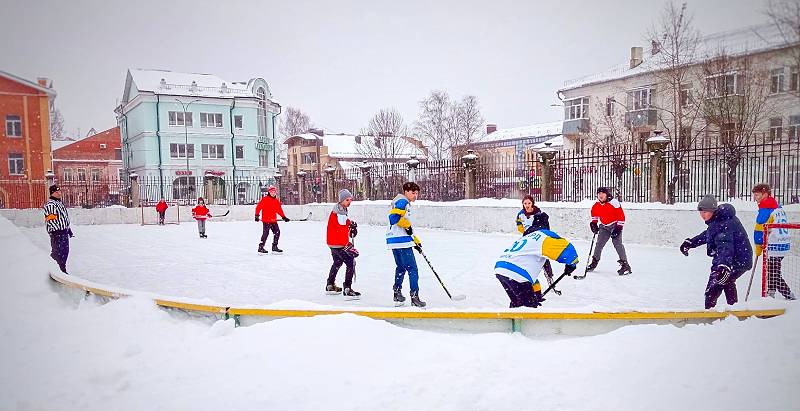 Сильнейшие дворовые хоккейные команды выбрали в Рыбинске
