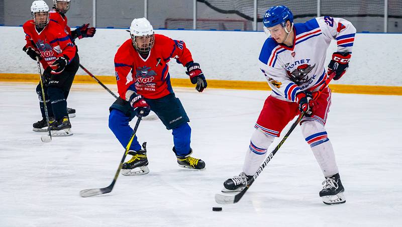 Хоккеисты молодежки Рыбинска участвуют в Западной конференции