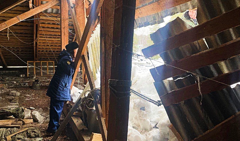 Обрушение крыши в Тихменево: возбуждены административные дела