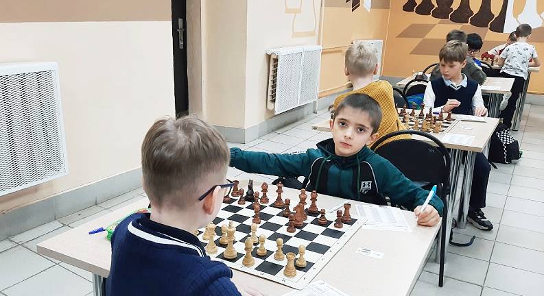 Юные шахматисты Рыбинска отличились на первенстве области