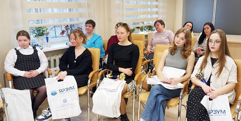 Школьницы из Рыбинска победили в областном профориентационном конкурсе