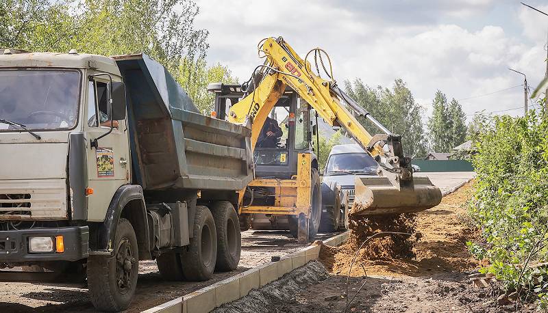 Ремонтируют еще две дороги в Рыбинске