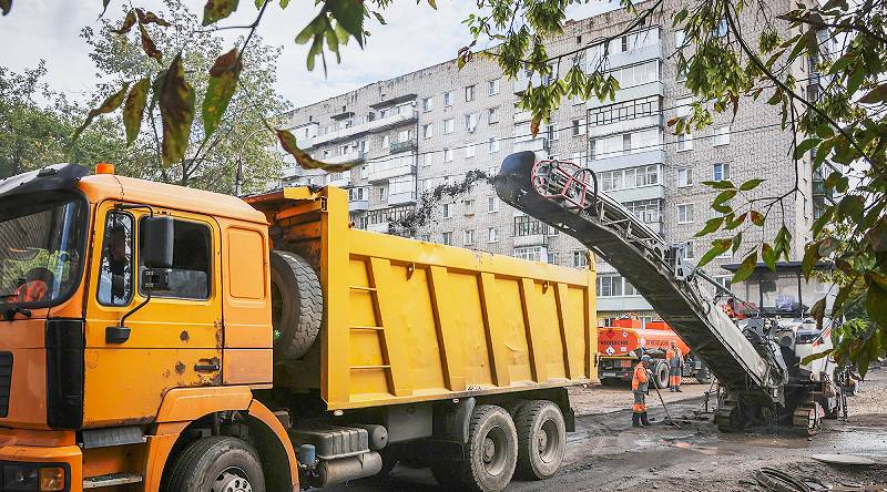 Фрезеруют ул. Радищева в Рыбинске