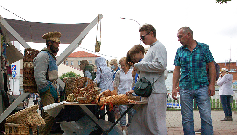 корзинщик ярмарка