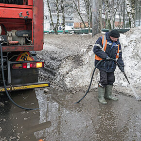 ливневки промывают