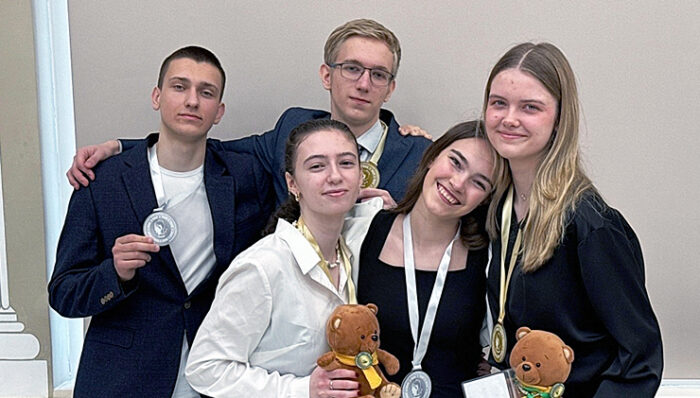 кирсанов умники