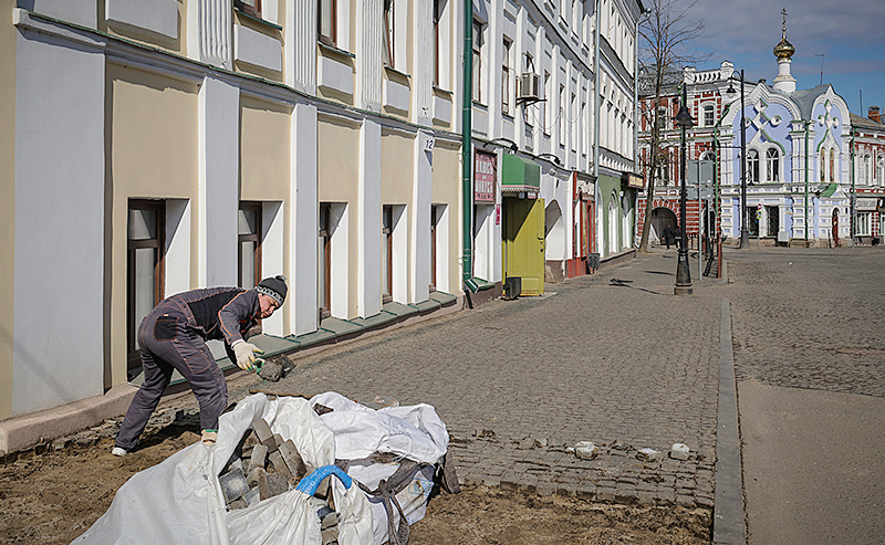 стоялая плитка тротуар