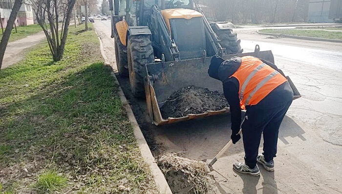 уборка смет прибордюрка