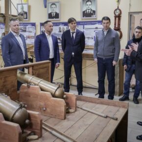 щеголев в музее ушакова