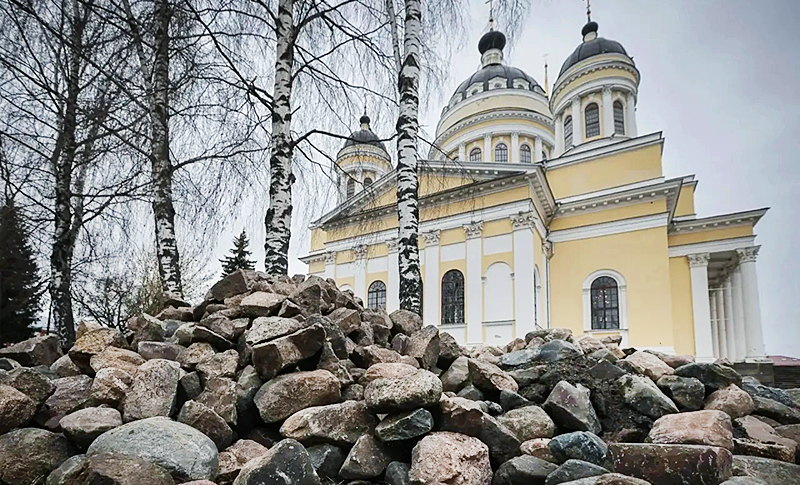 булыжники
