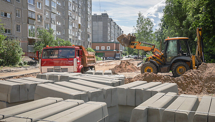 мира двор