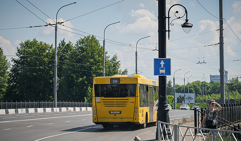 сквер автобус знак мост