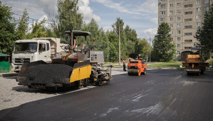 двор в мариевке