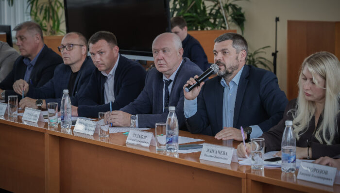 встреча с жителями в радуге