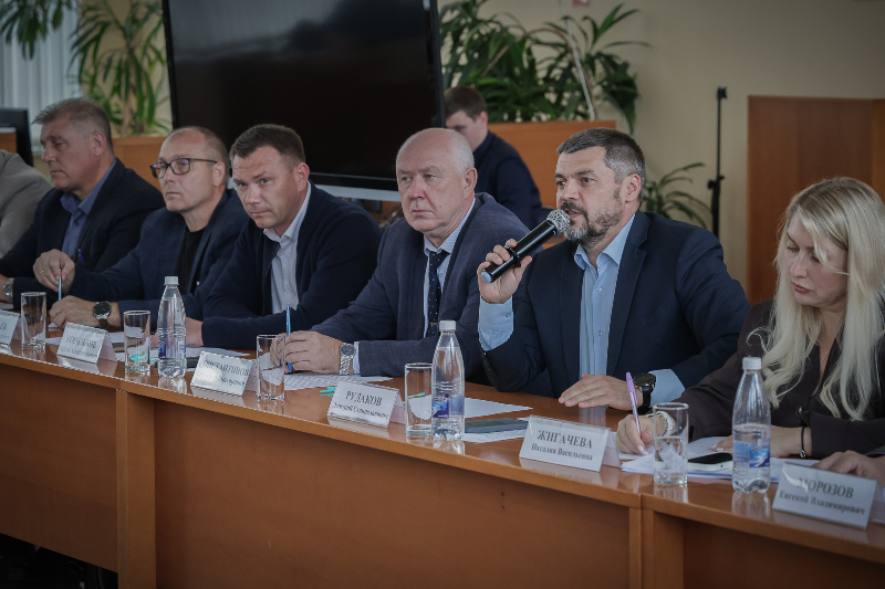 встреча с жителями в радуге