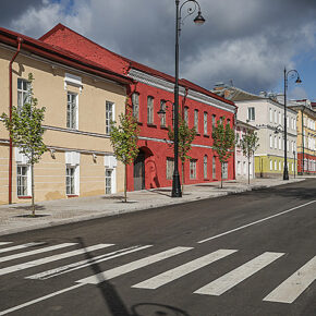 стоялая открытие